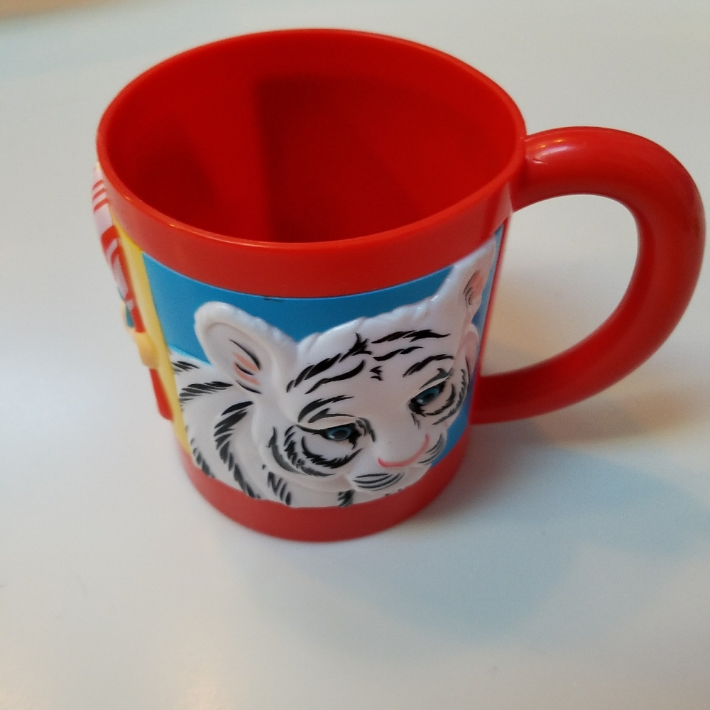 Ringling Bros. Circus Plastic Cup‎ Mug - Picture 5 of 6